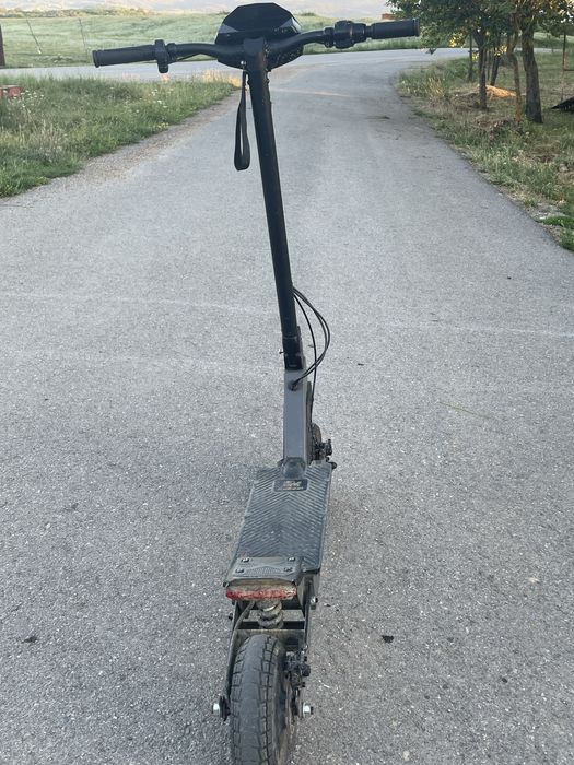 Trotineta electrica kukirin g 2