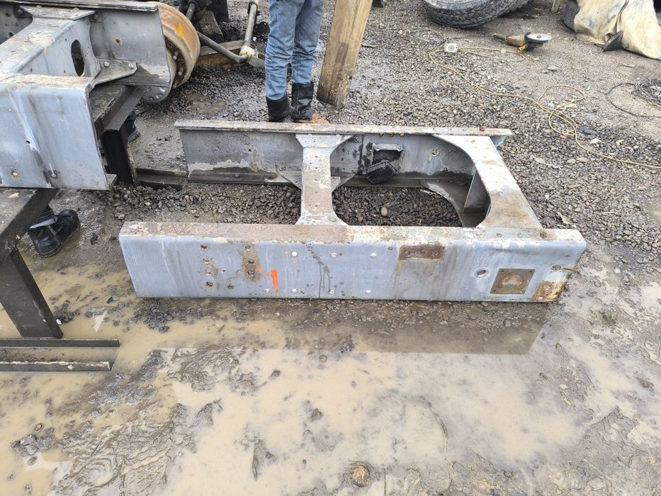 Продается кусок рама Howo