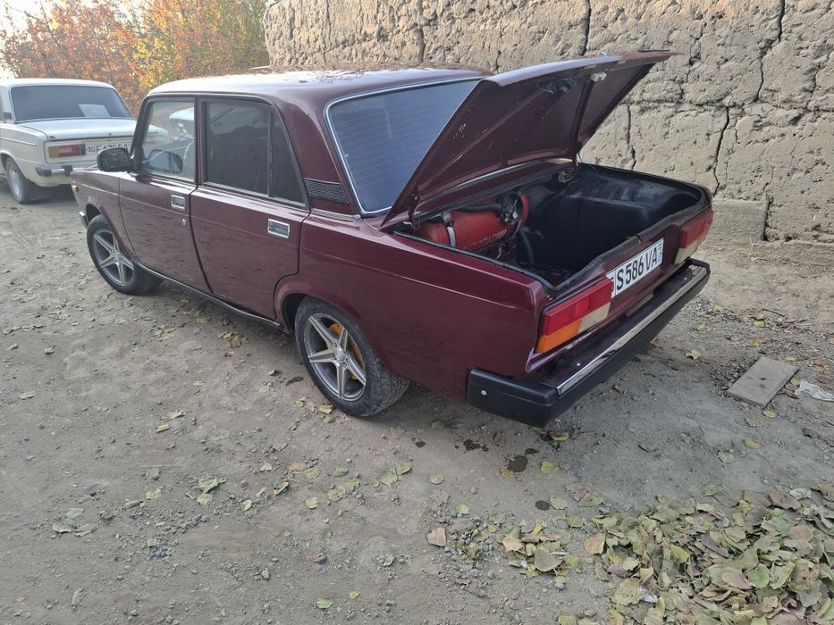 Vaz, lada 2107 mashinasi