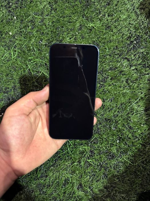 iPhone 12 128GB midnight