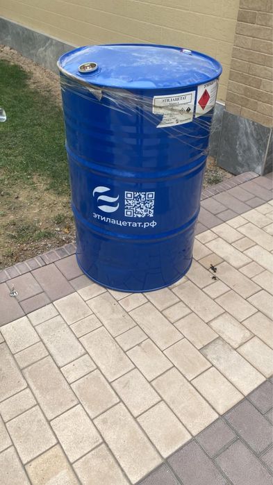 Бочка 200 литр и 1тонна