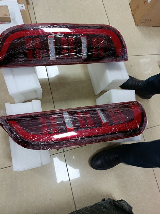 Avtobuslar uchun orqa fara