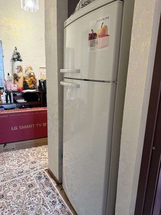 Холодильник BOSCH