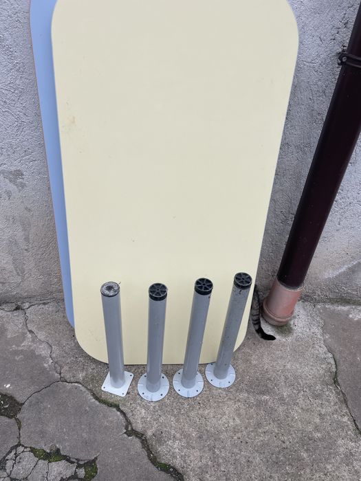 Дървен статив ,маси