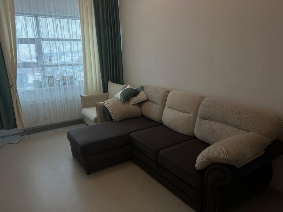 Продам шторы бирюзово-белые 20 тысяч тенге