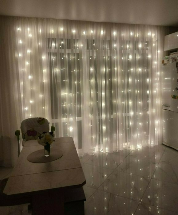 Новые гирлянды на окна