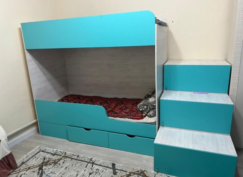 Детская кровать.