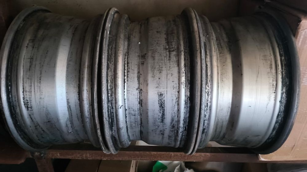 Продам диски на мазду