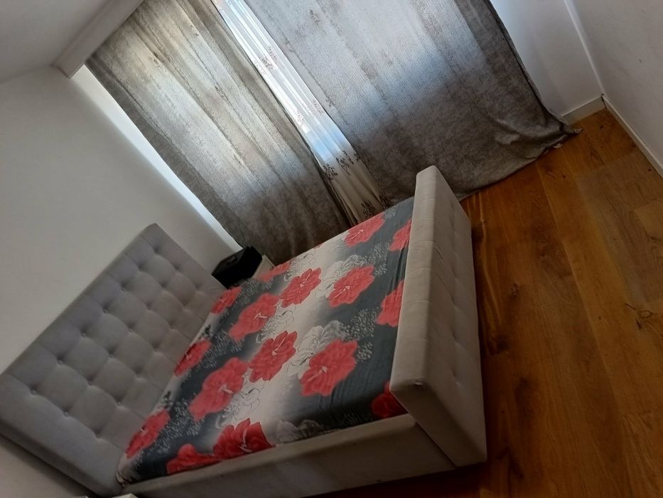 Închiriez apartament cu  2 camere in cartierul latin