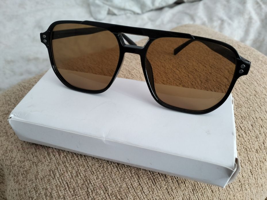 Очки солнцезащитные унисекс