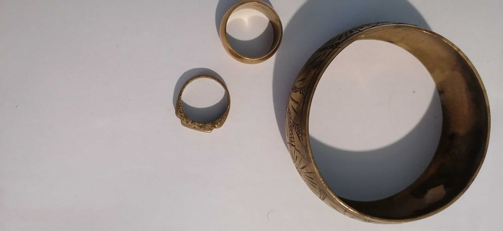 vand  bratara  giul  si  vergheta  din  bronz pret  100  lei