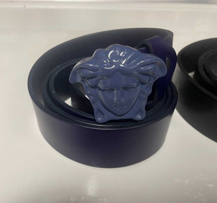 Чисто нов колан от естествена кожа Versace medusa налични 110см