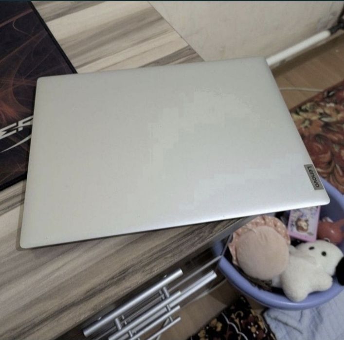 Ультрабук Леново 2023 года