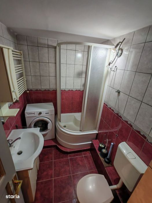 Ofer spre închiriere, pe termelung, apartament 2 camere, etaj 1n