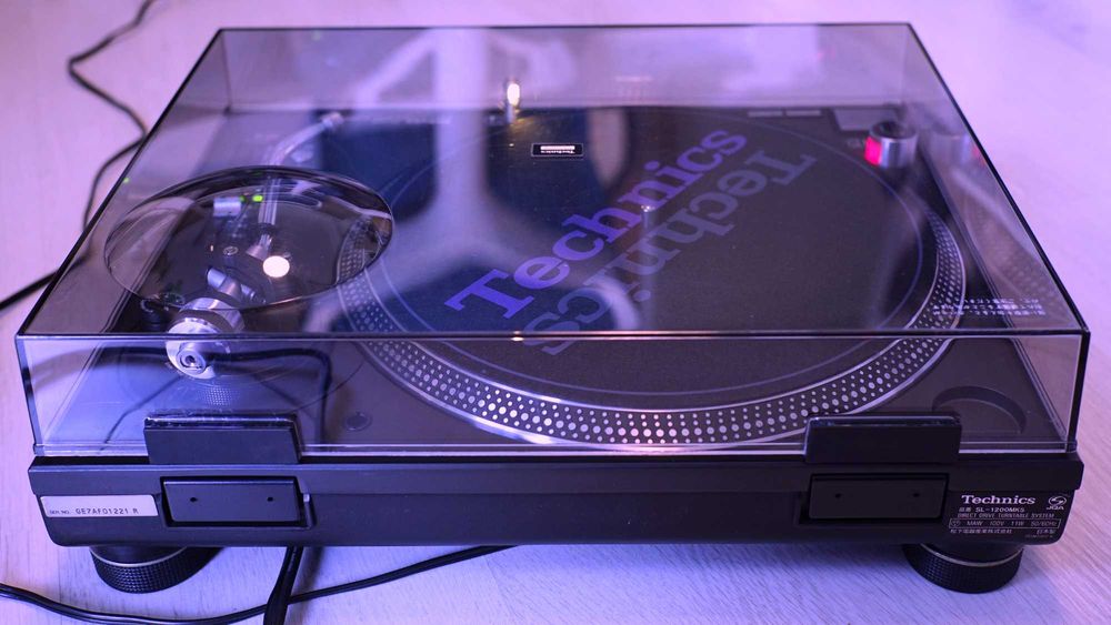Technics SL 1200 MK5 pick-up made in Japan 1210 Cluj-Napoca • OLX.ro