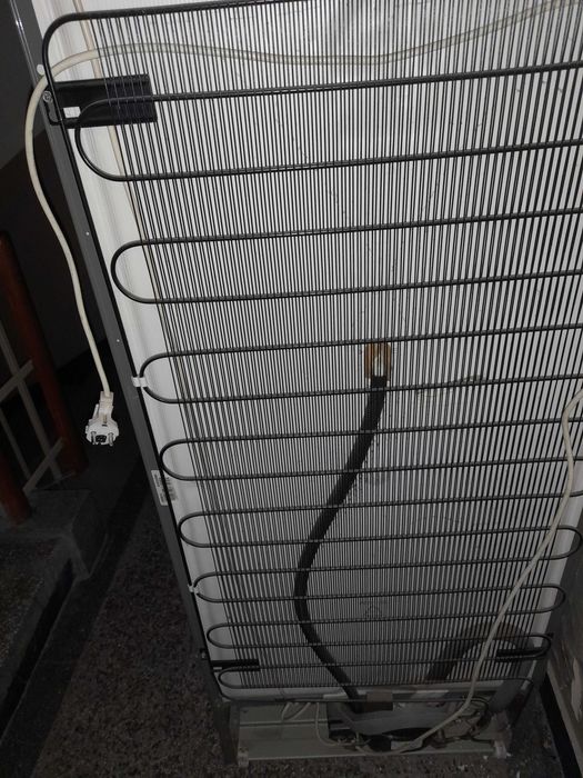 Хладилник с фризер