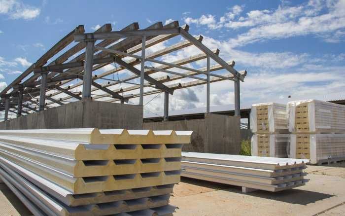 Монтаж сэндвич-панелей