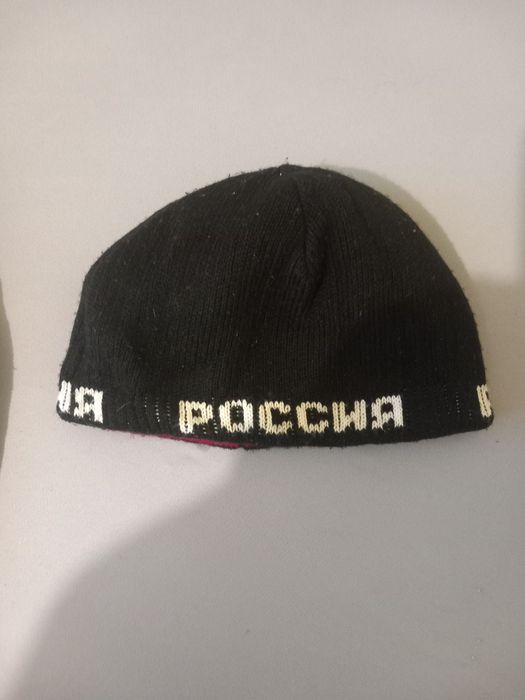 Зимна шапка на Русия с две лица