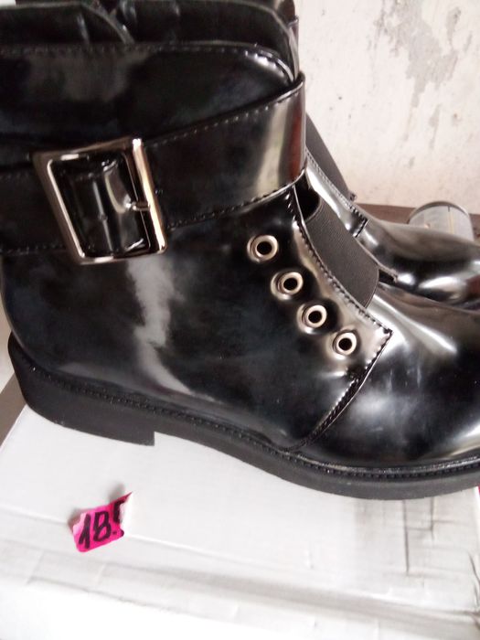 Дамски боти за мокро време и студ  също