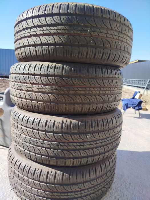 Шины летние 235/55/17
