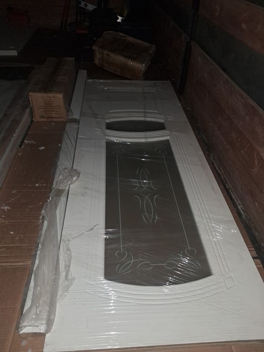 Продам двери межкомнатные