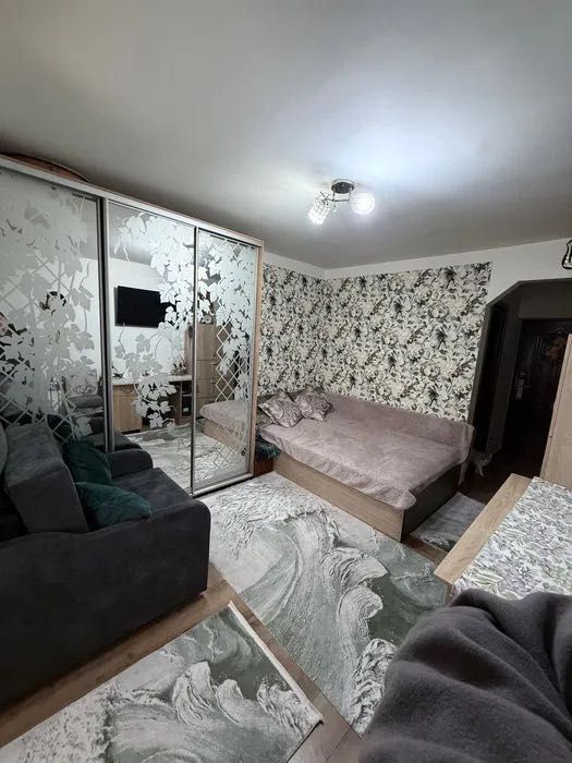 Vând garsonieră zona gara Burdujeni, Suceava