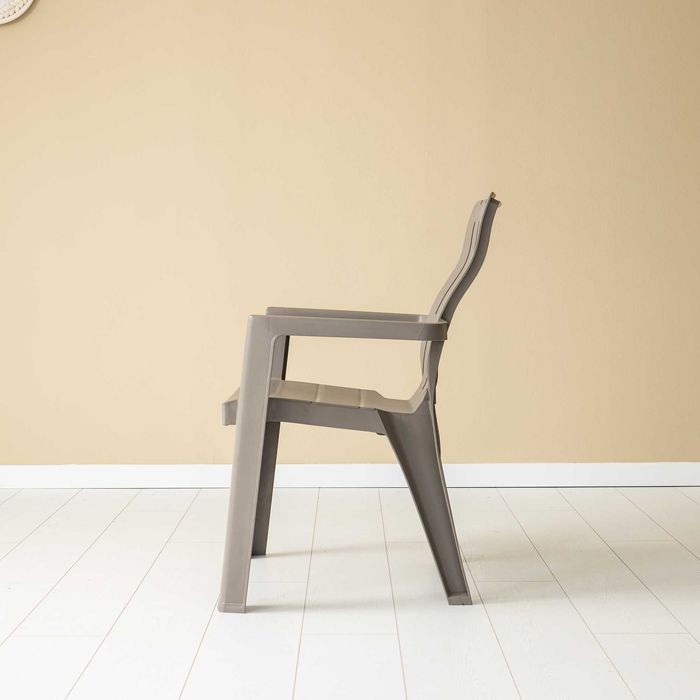 Стул пластиковый " Борд"