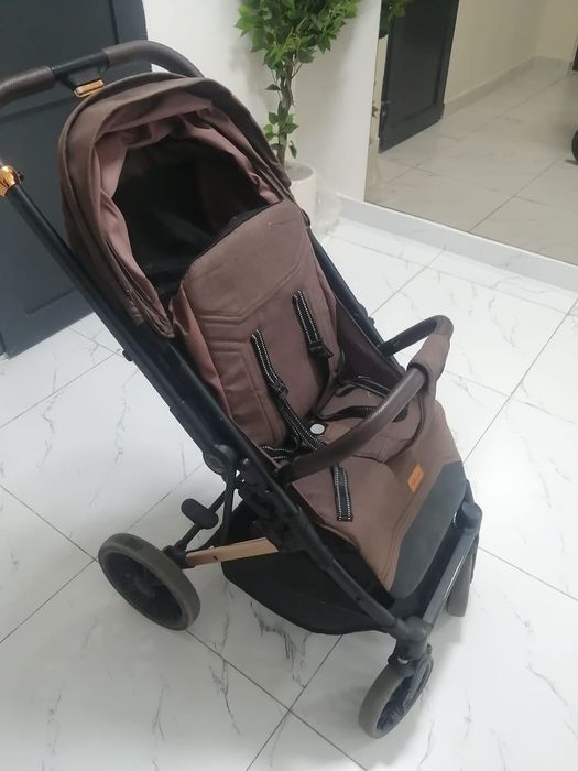Продам детскую коляску