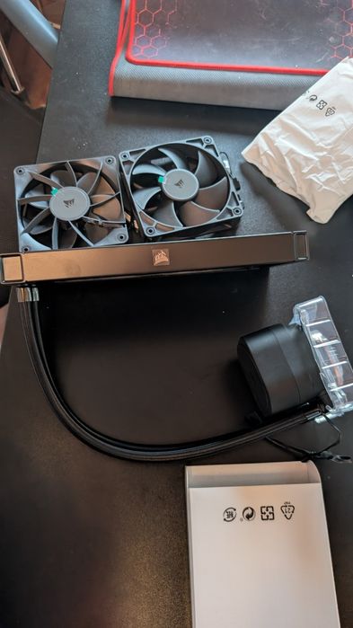 CPU Cooler AIO Corsair Nautilus 240 RS (NOU / Nefolosit) - Radiator 240mm
