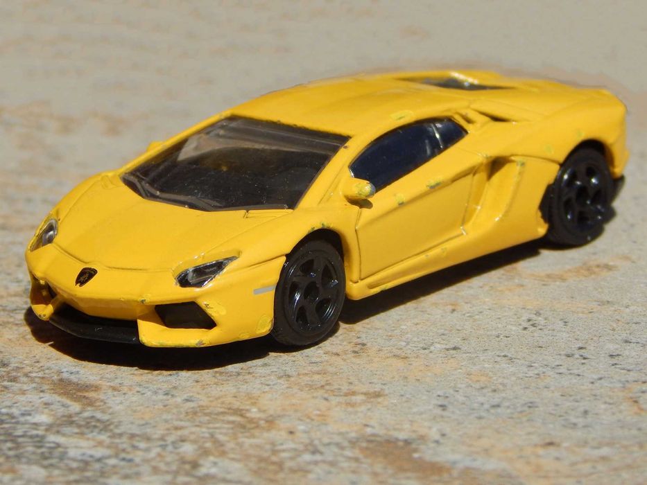 Macheta Lamborghini Aventador sc 1:64 Majorette uzata
