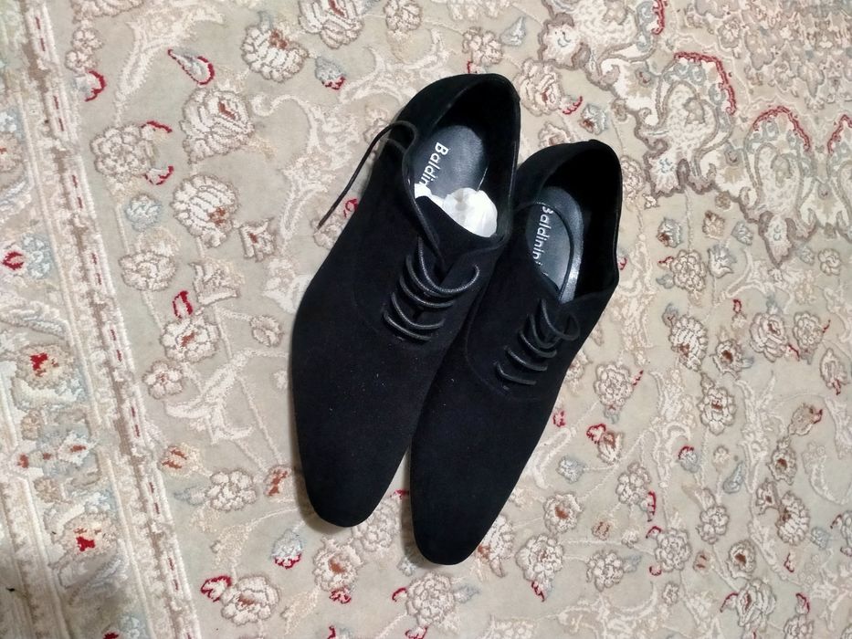 Продам туфли  новые