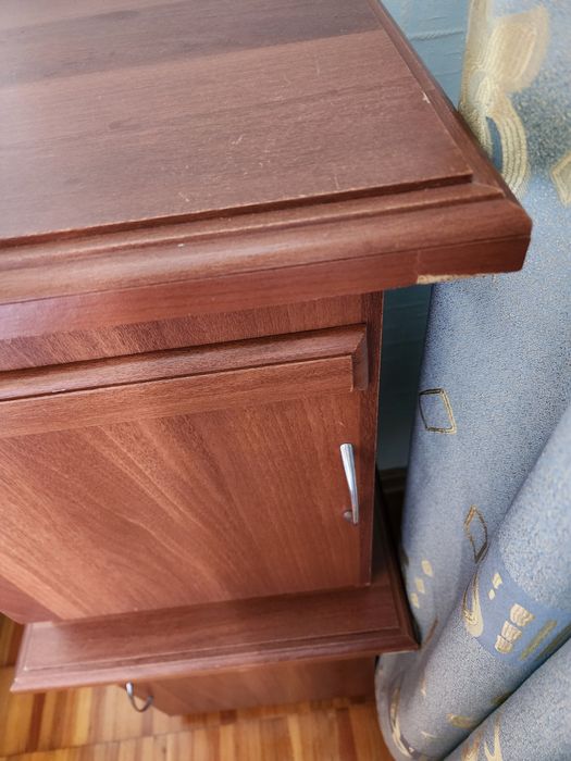Тумба прикроватная
