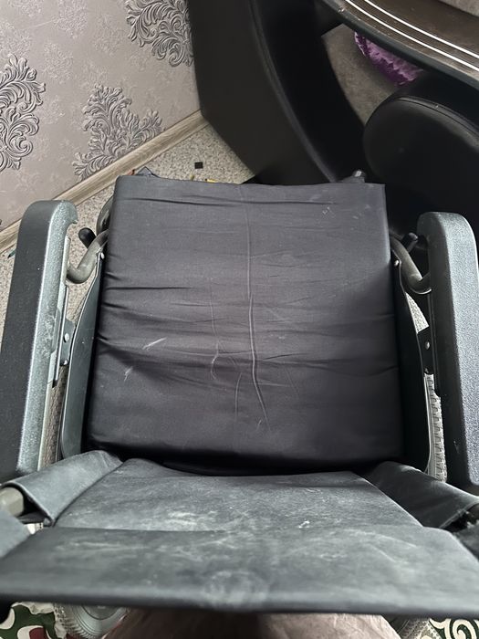 Коляска инвалидная