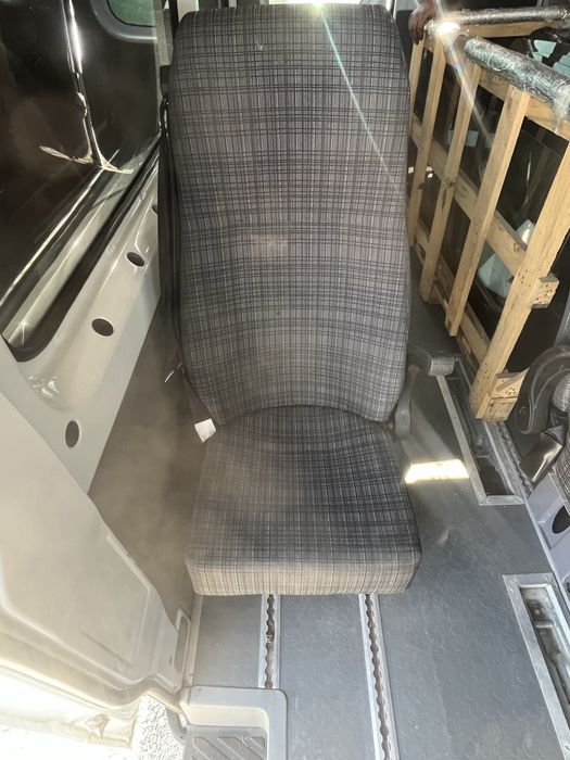 Седалки за бус Спринтер/Крафтер