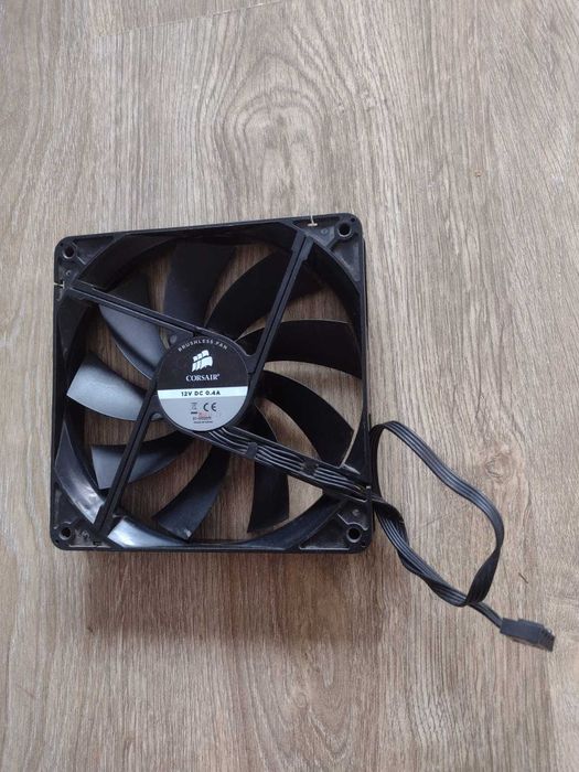 Ventilator 4pini PWM Corsair 140mm 31-002311 12V 0.4 A H90 H110 H115