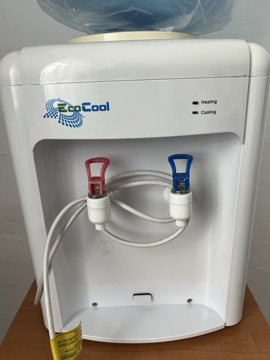 Диспенсер для воды