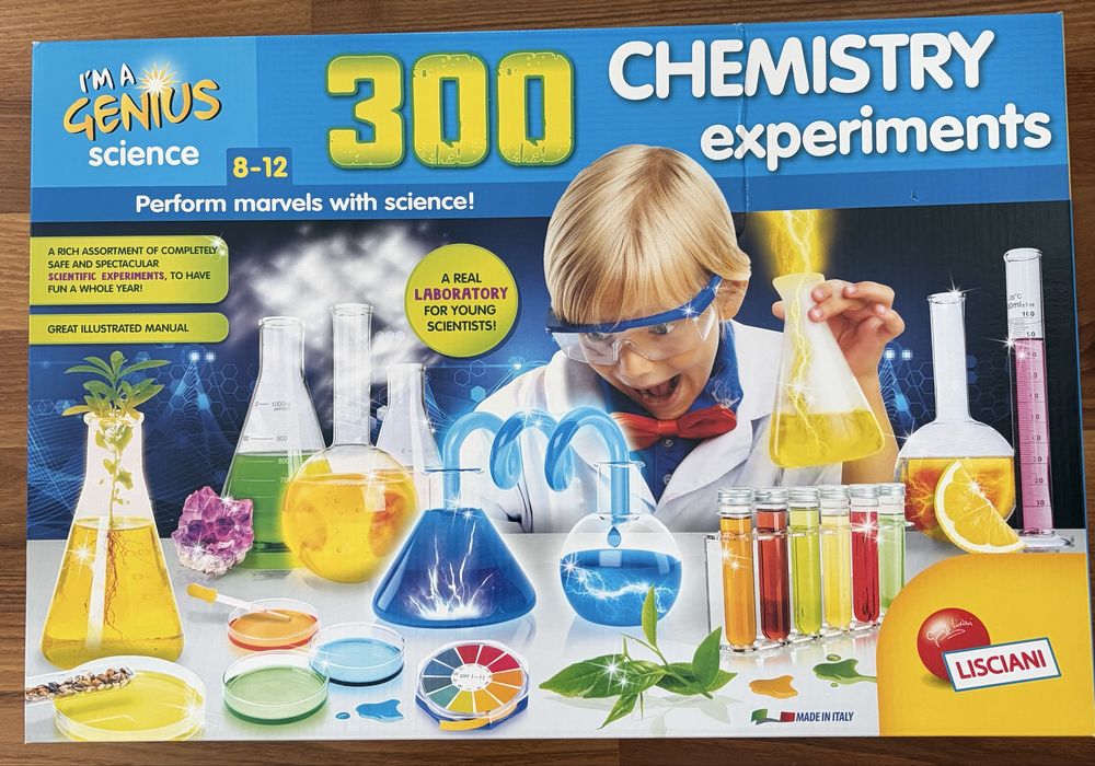 Laboratorul de chimie - set 300 experimente