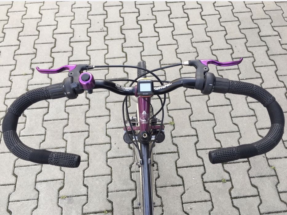 bicicleta de strada full aluminiu roti pe 28