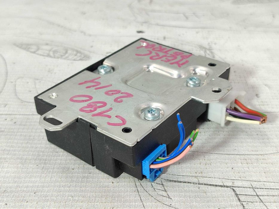 Modul pompă injecție combustibil Mercedes-Benz C W204 COD: A0009000104 2014 / [2007-2014] / (5G3)