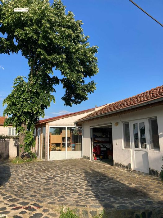 Продава се Къща в Долни чифлик - 200 кв.м за 800 €/кв.м - Снимка #18