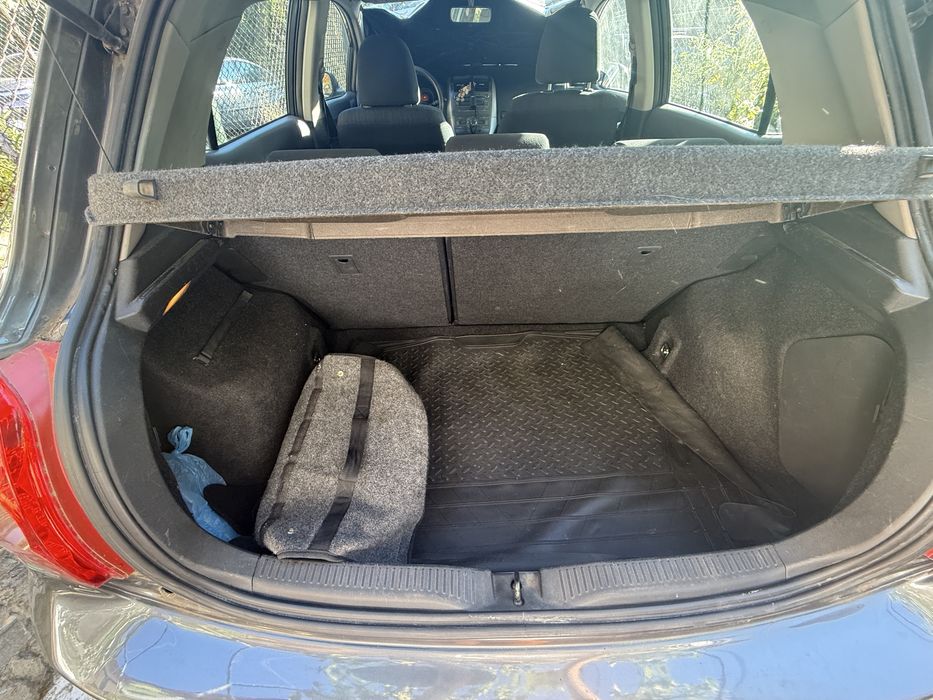 Toyota Auris - ноември 2007
