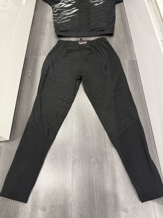 Комплект горнище и долнище ufc