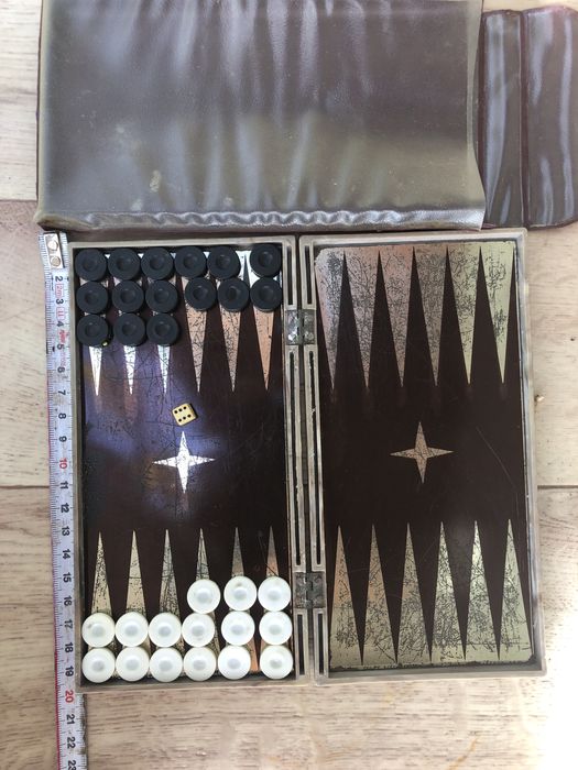 Мини табла за игра