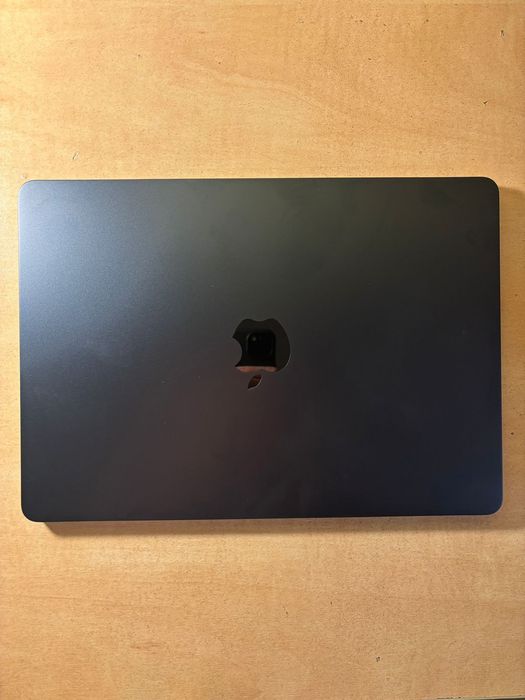 Продается MacBook Air 13, m3