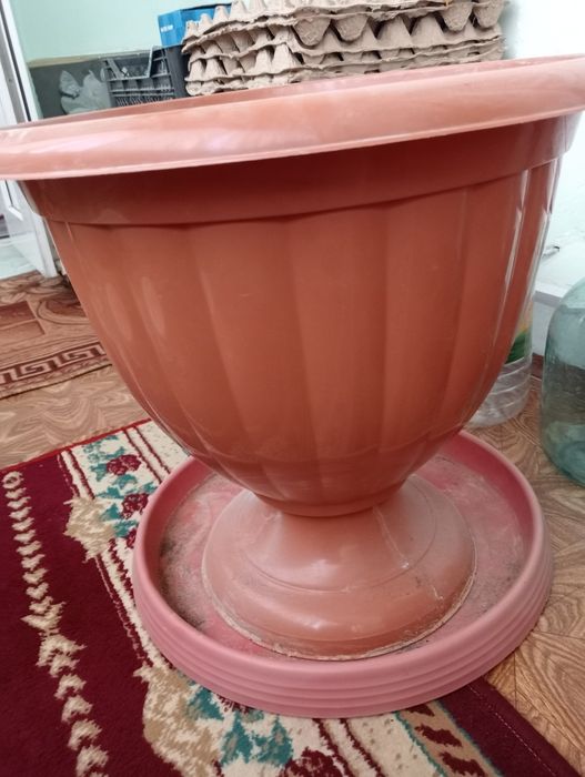 Цветочный горшок