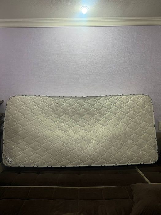 Срочно продается Анатомический матрас удобный для  людей грыж