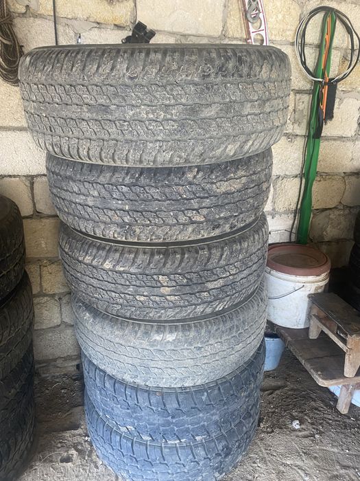 (Шины продается R 20 и R 17)