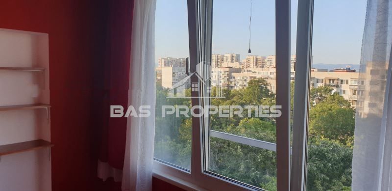 Продава се Двустаен апартамент в София, Люлин 2 - 68 кв.м за 2339 €/кв.м - Снимка #4