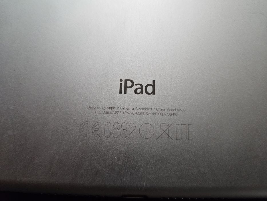 iPad mini 4 16GB - stare foarte buna