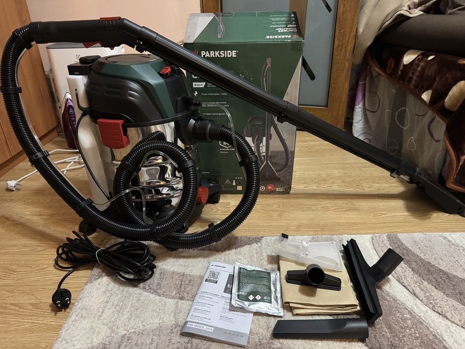 Aspirator cu spalare